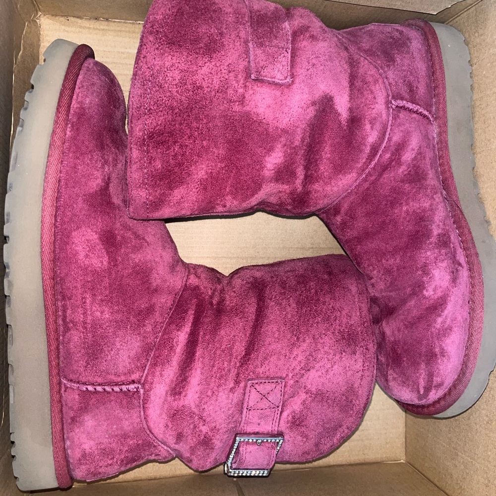 UGG Women's Suede Boots - Berry